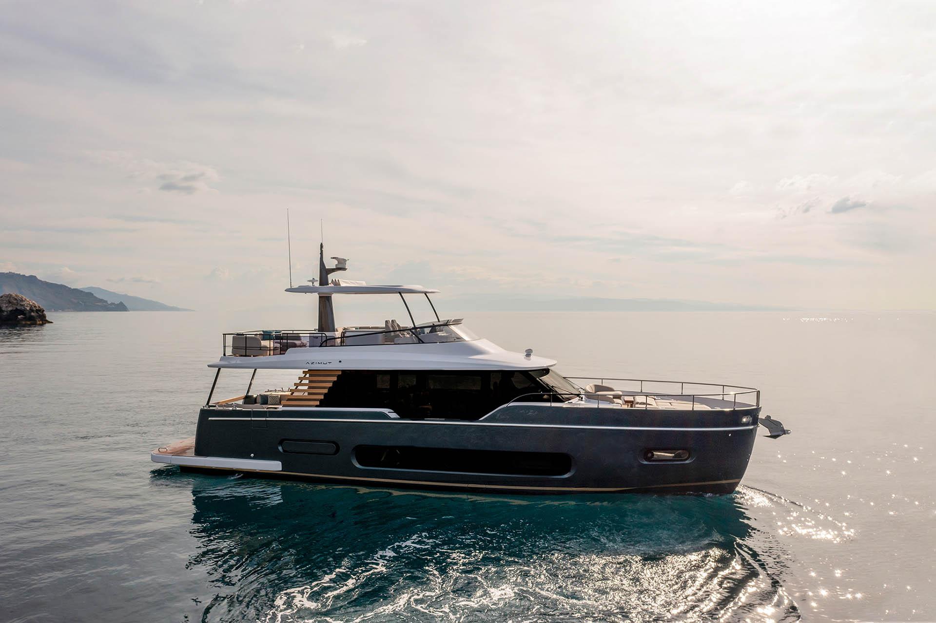 AZIMUT YACHTS - MAGELLANO 60