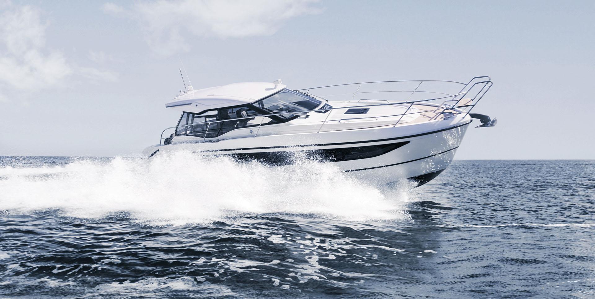 BAVARIA YACHTS - SR 33