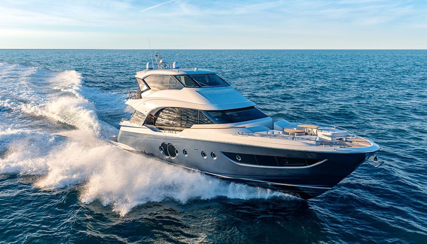 Monte Carlo Yachts - MCY 70 Skylounge