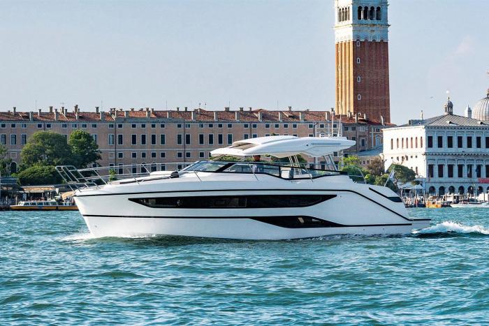 BAVARIA YACHTS - SR 36