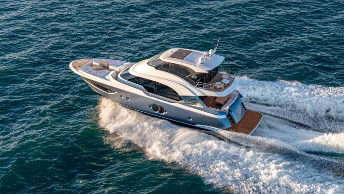 Monte Carlo Yachts - MCY 70 Skylounge